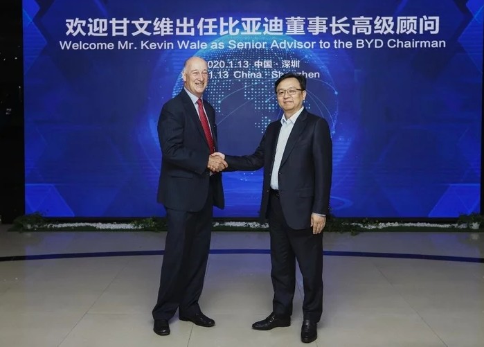 比亚迪聘请前通用汽车中国总裁为顾问