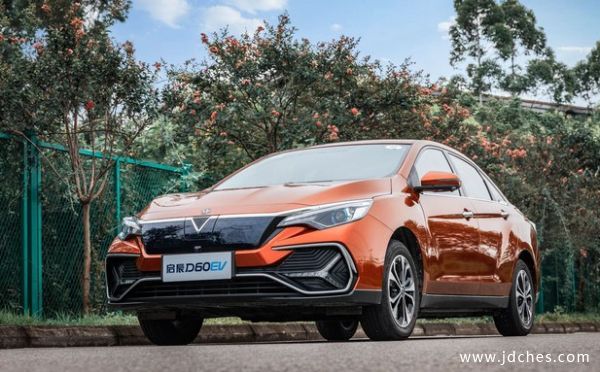 网友试驾“东风启辰D60EV”纯电家用轿车体验总结