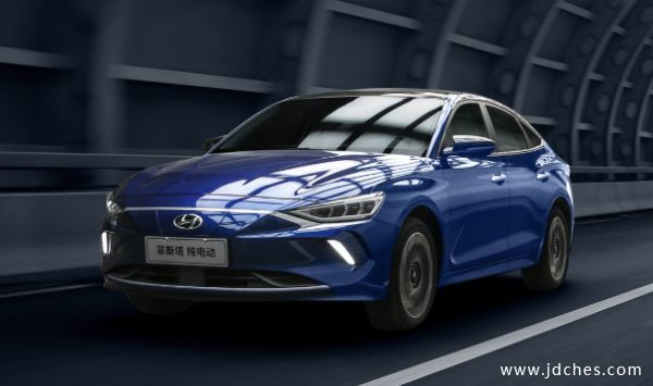 北京现代菲斯塔纯电动正式上市 售17.38万-19.88万元