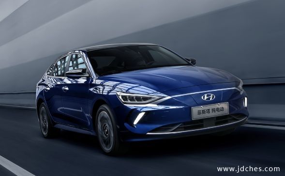 北京现代菲斯塔纯电动正式上市 售17.38万-19.88万元