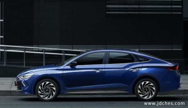 北京现代菲斯塔纯电动正式上市 售17.38万-19.88万元