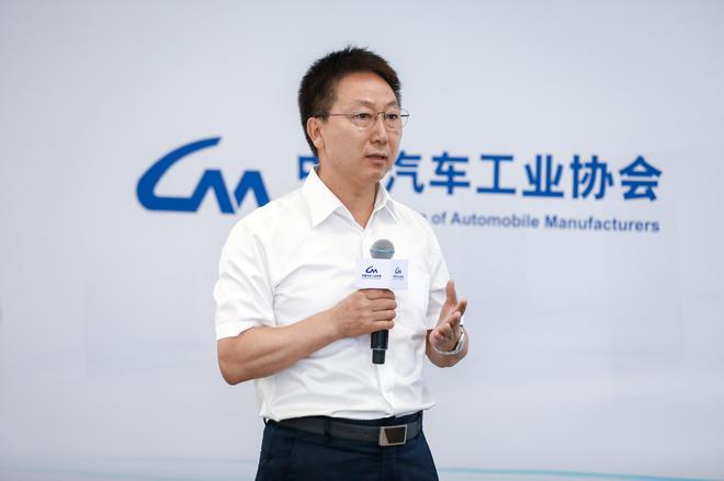 下半年汽车市场平稳向好，预计行业降幅将持续收窄