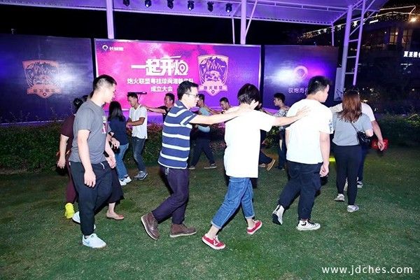 一起露营，一起开炮，“炮火联盟”粤桂琼闽湘赣省队成立