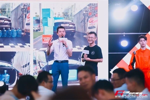 10万元级国民轻跑智能家轿  影豹R-STYLE赛道版 南宁上市