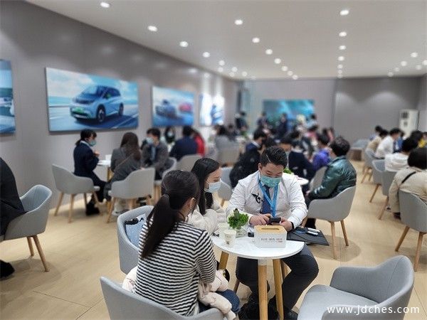 比亚迪海洋网护卫舰07第十五届中国-东盟（南宁）国际汽车展重磅上市