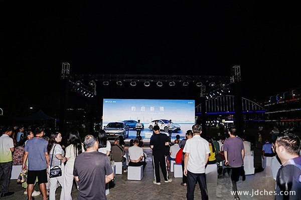 2027款海豹06南宁上市品鉴会：10万级B级家轿，真实体验如何？